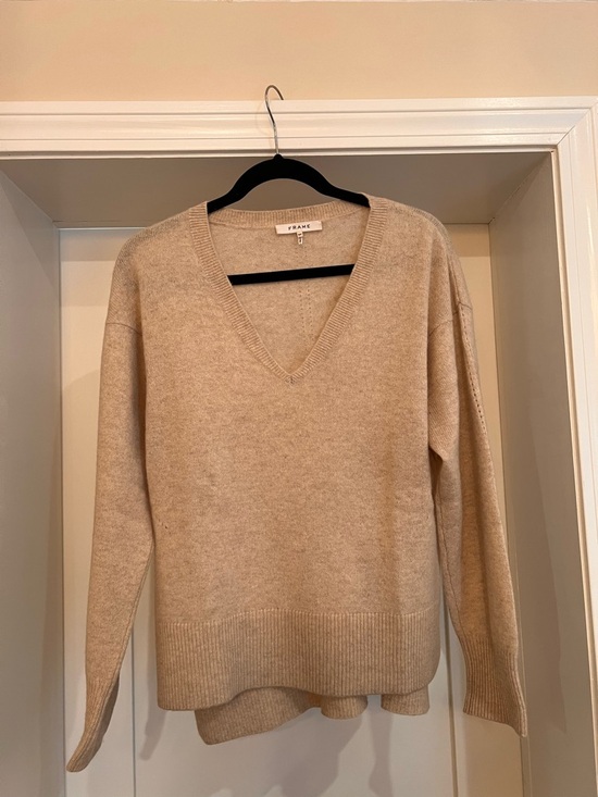 Frame Le Cashmere Sweater | Small | Oatmeal Heather - Picture 2 of 10